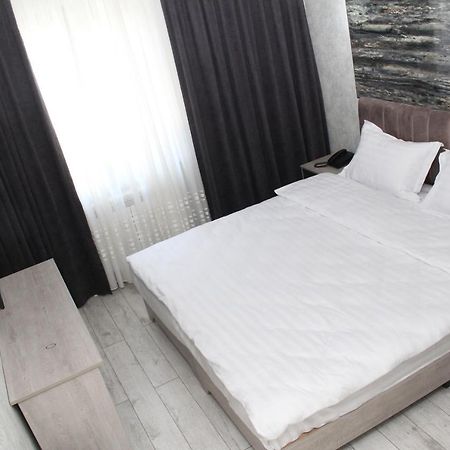 Artist Regenci Hotel Tasken Kültér fotó