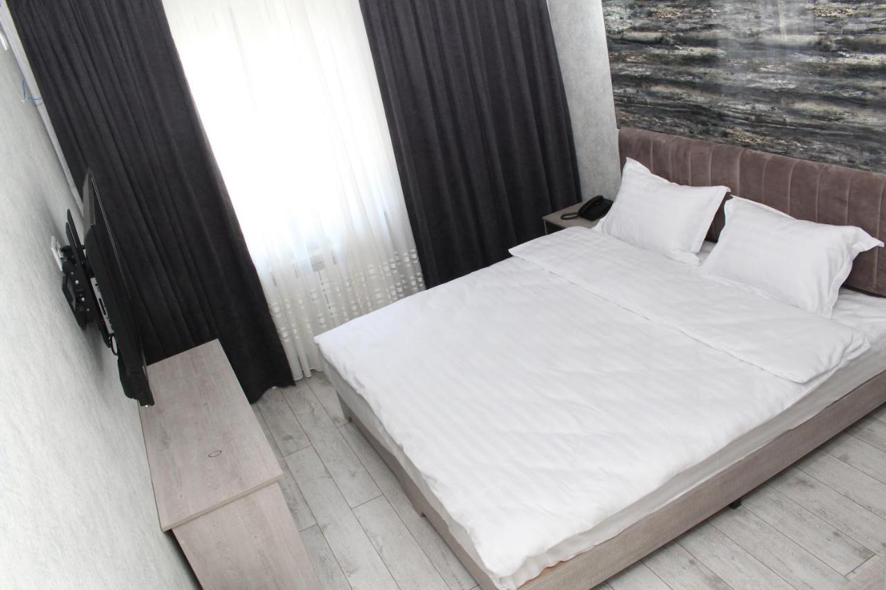 Artist Regenci Hotel Tasken Kültér fotó