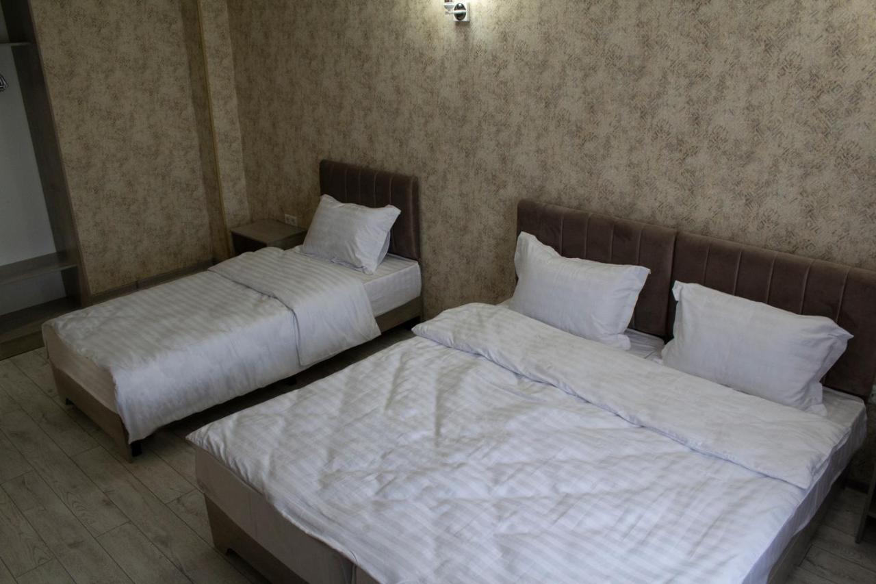 Artist Regenci Hotel Tasken Kültér fotó