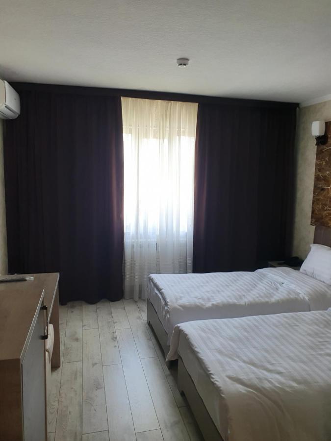 Artist Regenci Hotel Tasken Kültér fotó