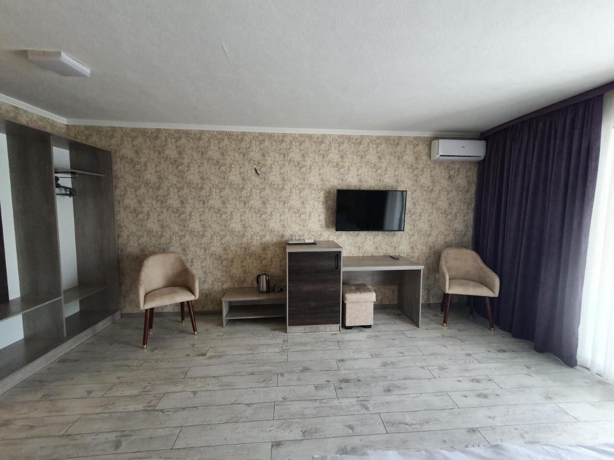 Artist Regenci Hotel Tasken Kültér fotó