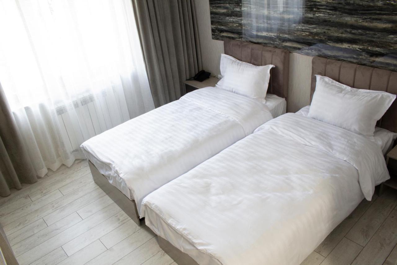 Artist Regenci Hotel Tasken Kültér fotó